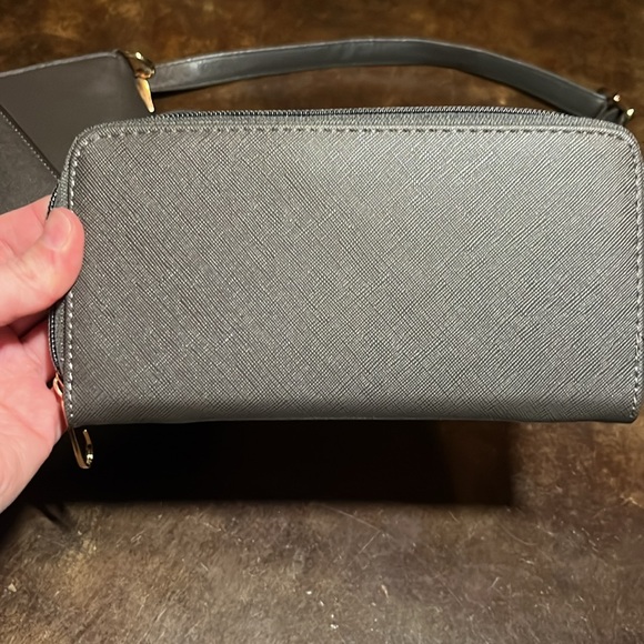 Dark Gray Purse with Bow and Matching Wallet - Picture 8 of 8